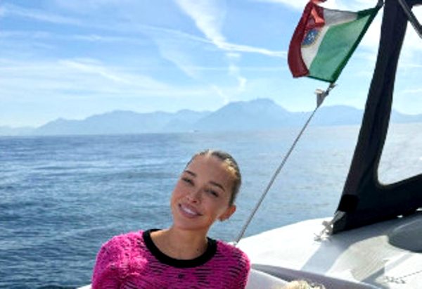 Moglie di De Bruyne a Capri